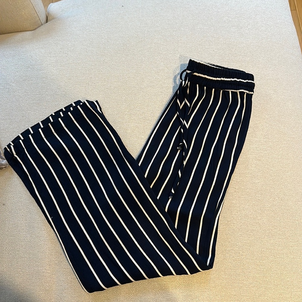Reformation Flowy Stripped Pants